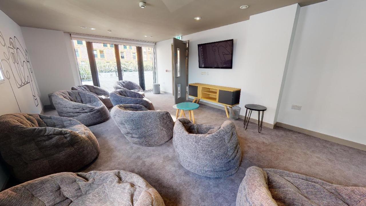 For Students Only Private Bedrooms With Shared Kitchen And Studios At Iq Haywood House In Londra Exterior foto