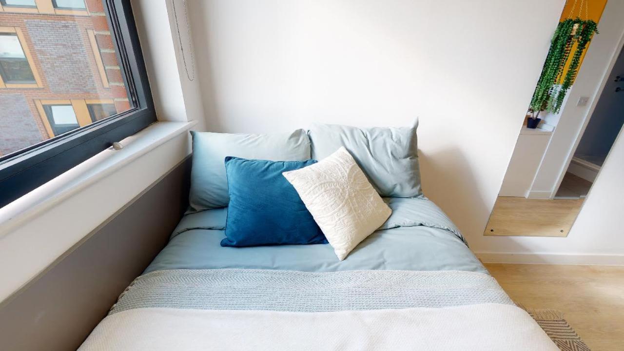 For Students Only Private Bedrooms With Shared Kitchen And Studios At Iq Haywood House In Londra Exterior foto